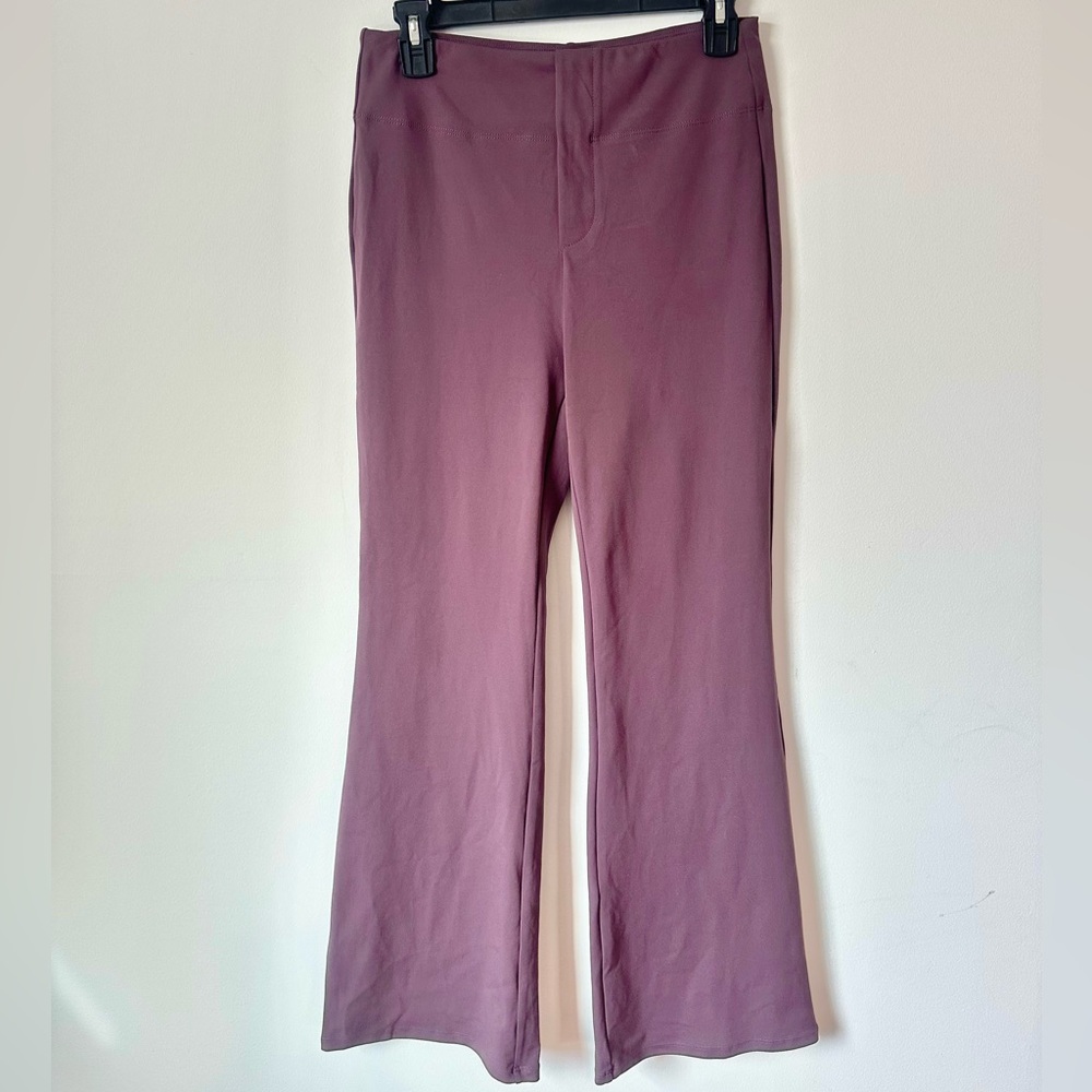 NWT Halara High Waisted Pocket Flare Yoga Leggings